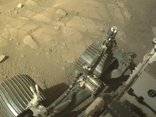 View image taken on Mars, Mars Perseverance Sol 911: Right Navigation Camera (Navcam)