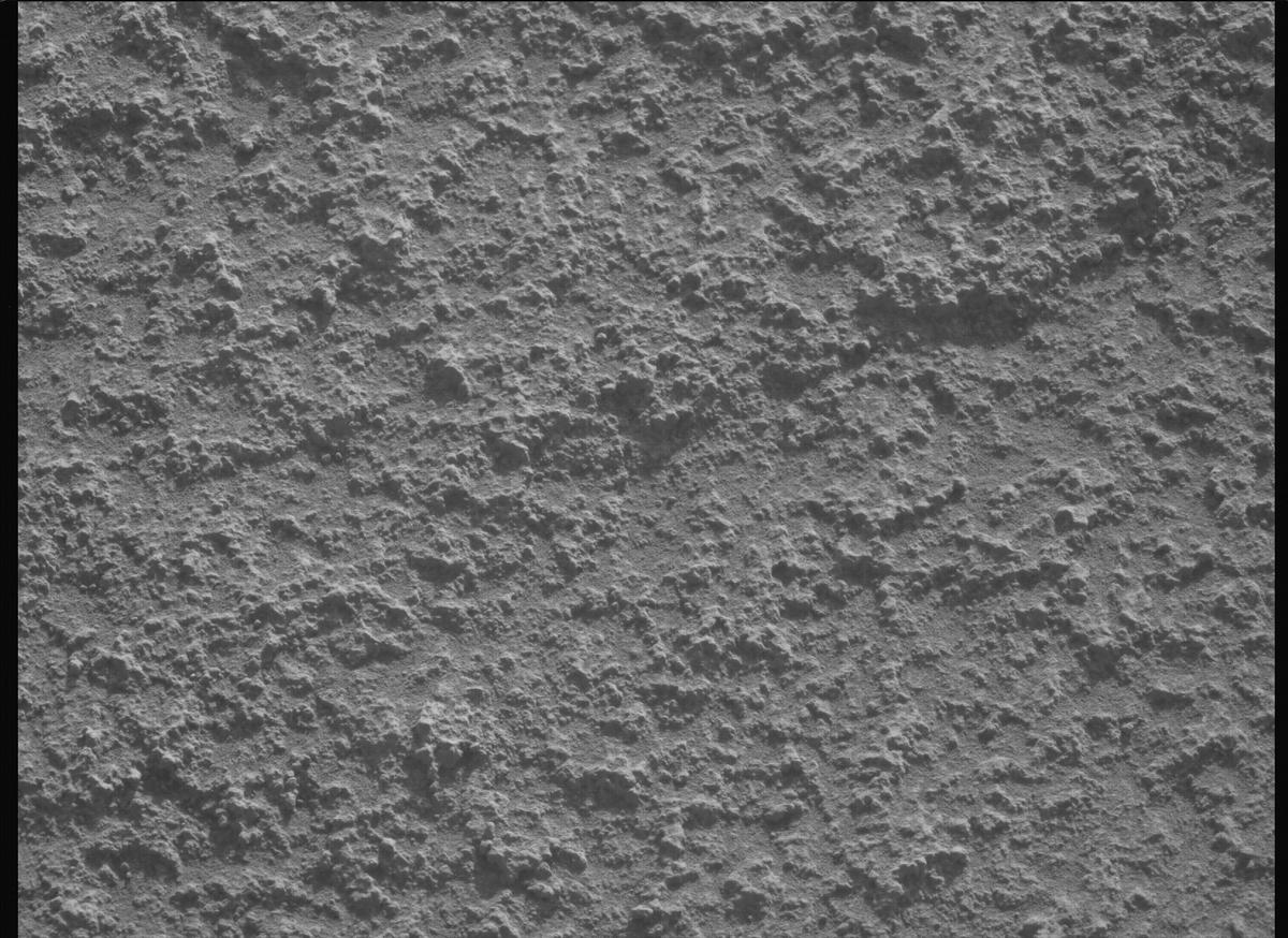 This image was taken by MCZ_LEFT onboard NASA's Mars rover Perseverance on Sol 911