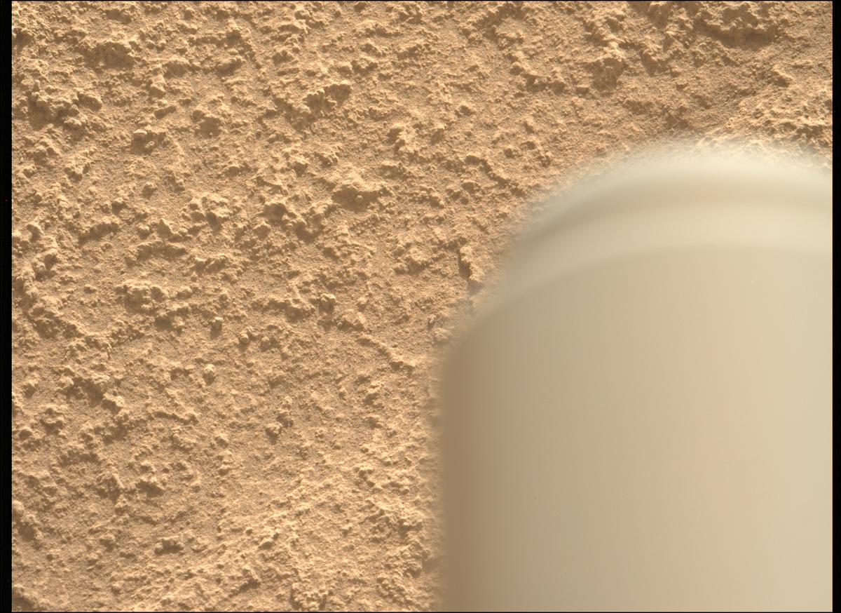 This image was taken by MCZ_LEFT onboard NASA's Mars rover Perseverance on Sol 911