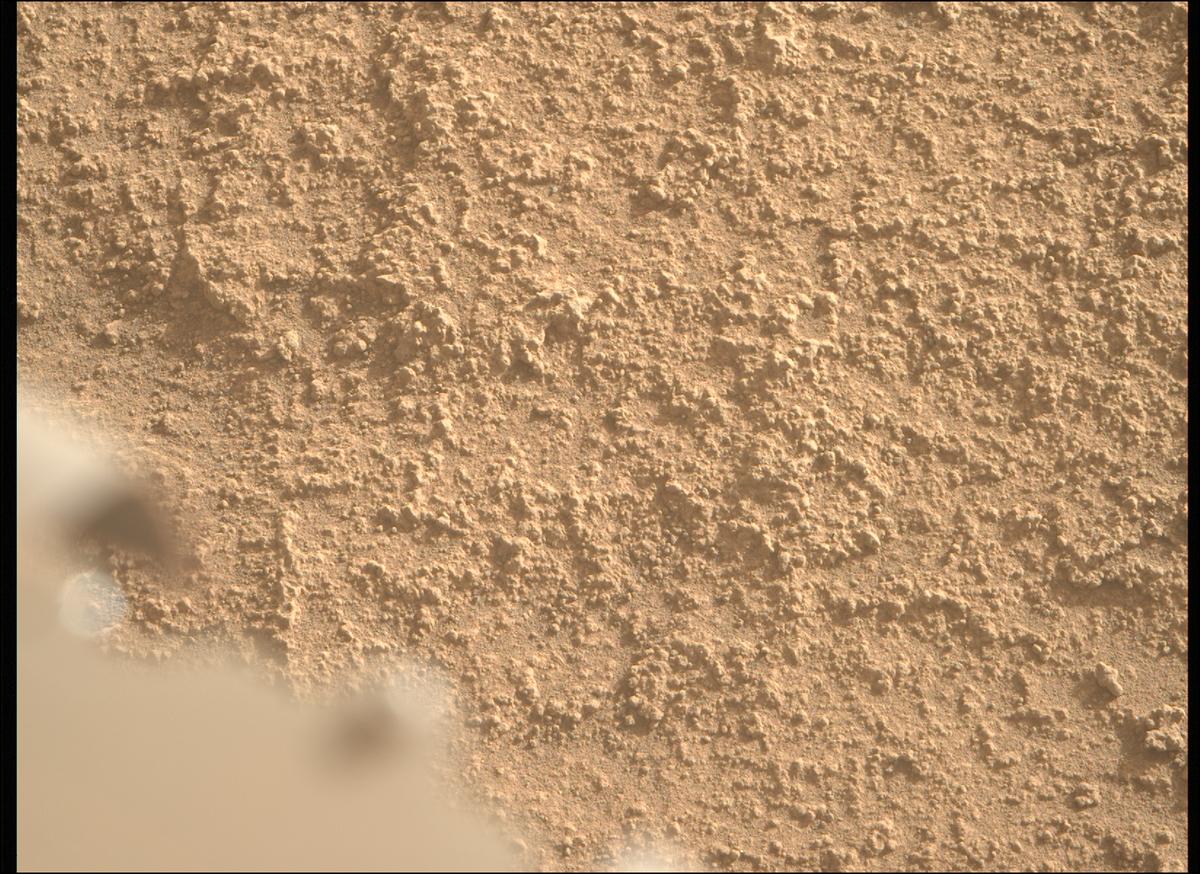This image was taken by MCZ_RIGHT onboard NASA's Mars rover Perseverance on Sol 911