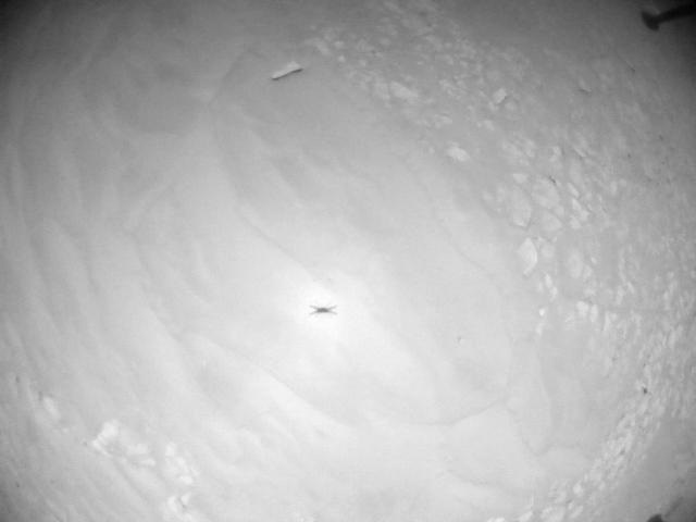 This image was taken by HELI_NAV onboard NASA's Mars rover Perseverance on Sol 915