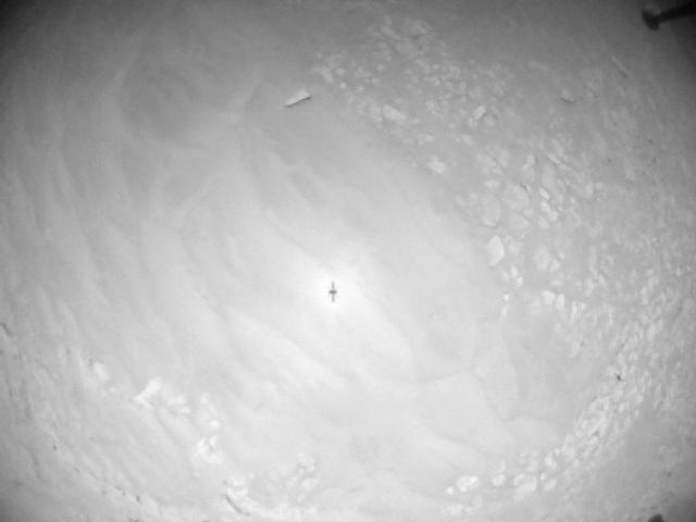 This image was taken by HELI_NAV onboard NASA's Mars rover Perseverance on Sol 915