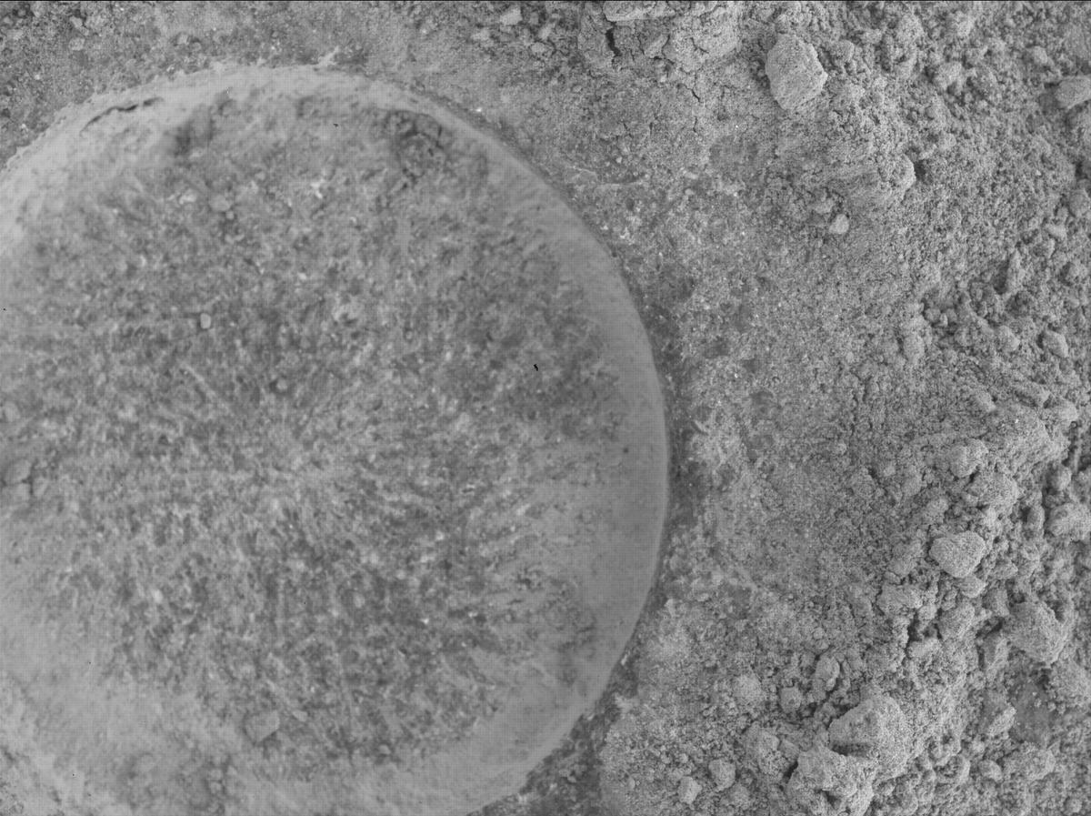 This image was taken by SHERLOC_WATSON onboard NASA's Mars rover Perseverance on Sol 915