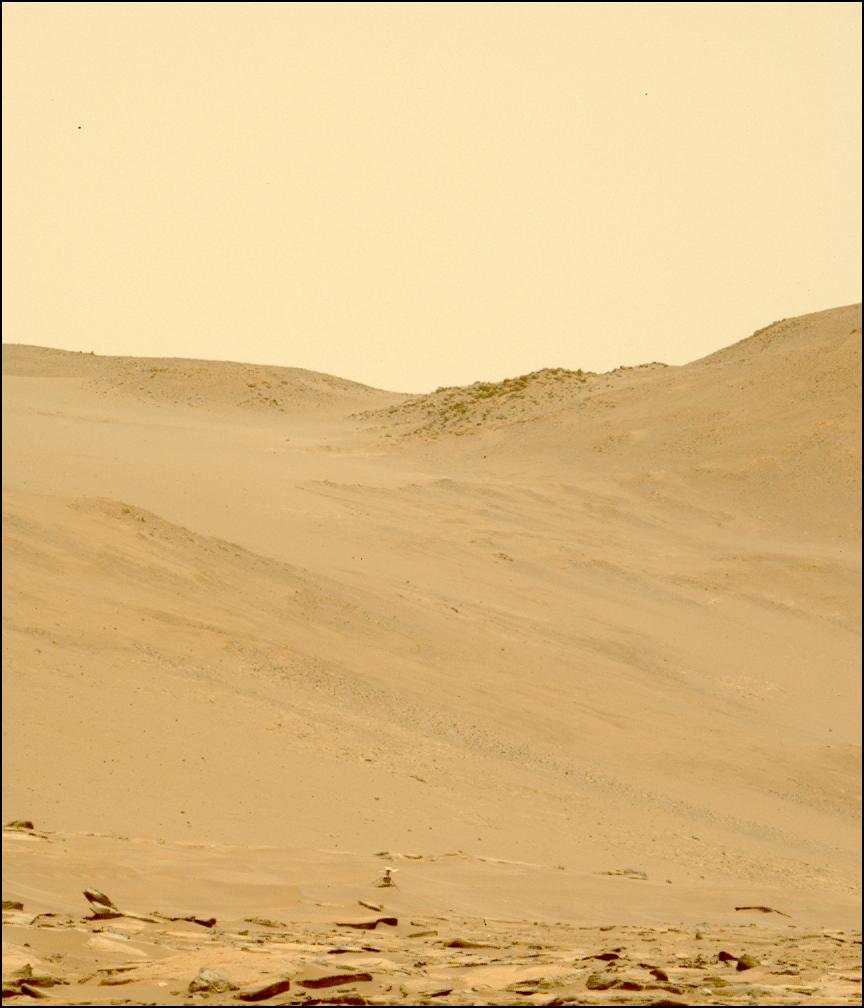 This image was taken by MCZ_LEFT onboard NASA's Mars rover Perseverance on Sol 915