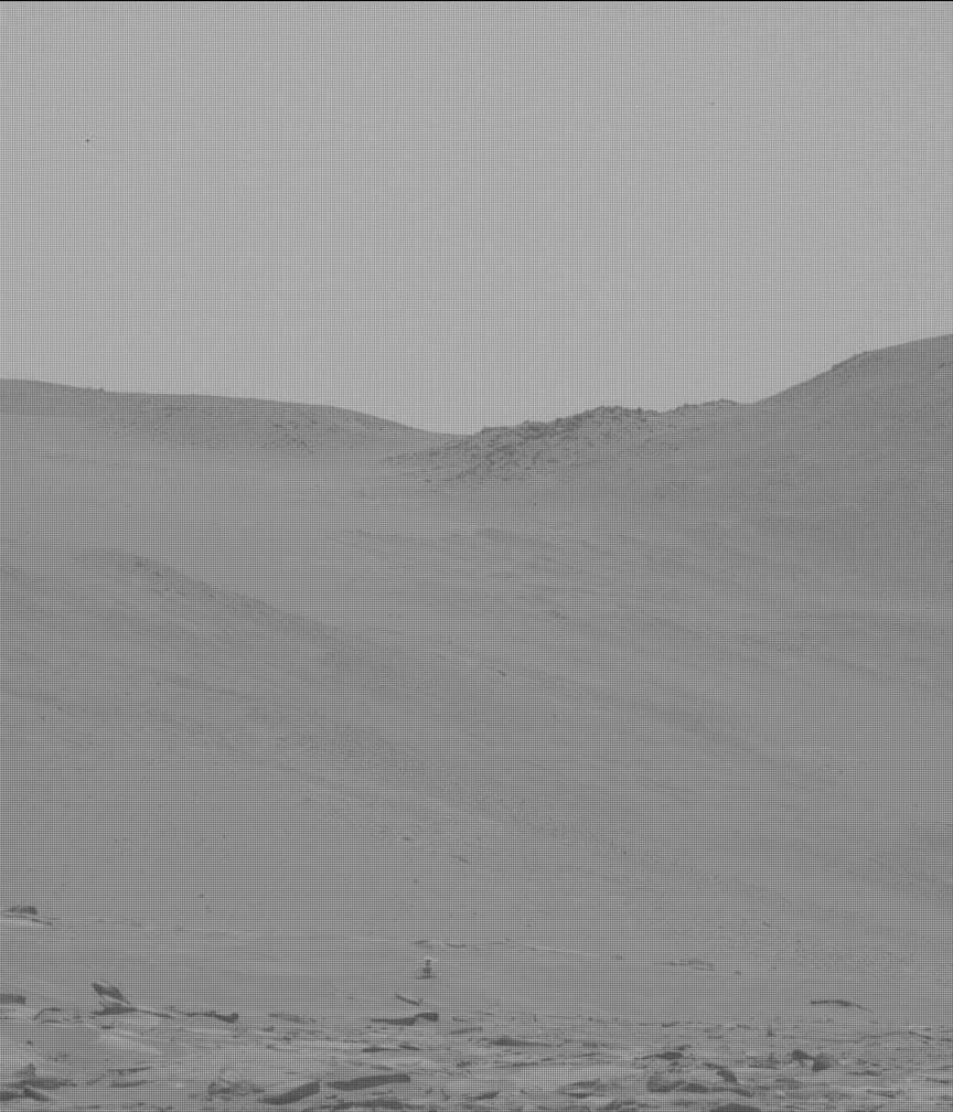 This image was taken by MCZ_LEFT onboard NASA's Mars rover Perseverance on Sol 915