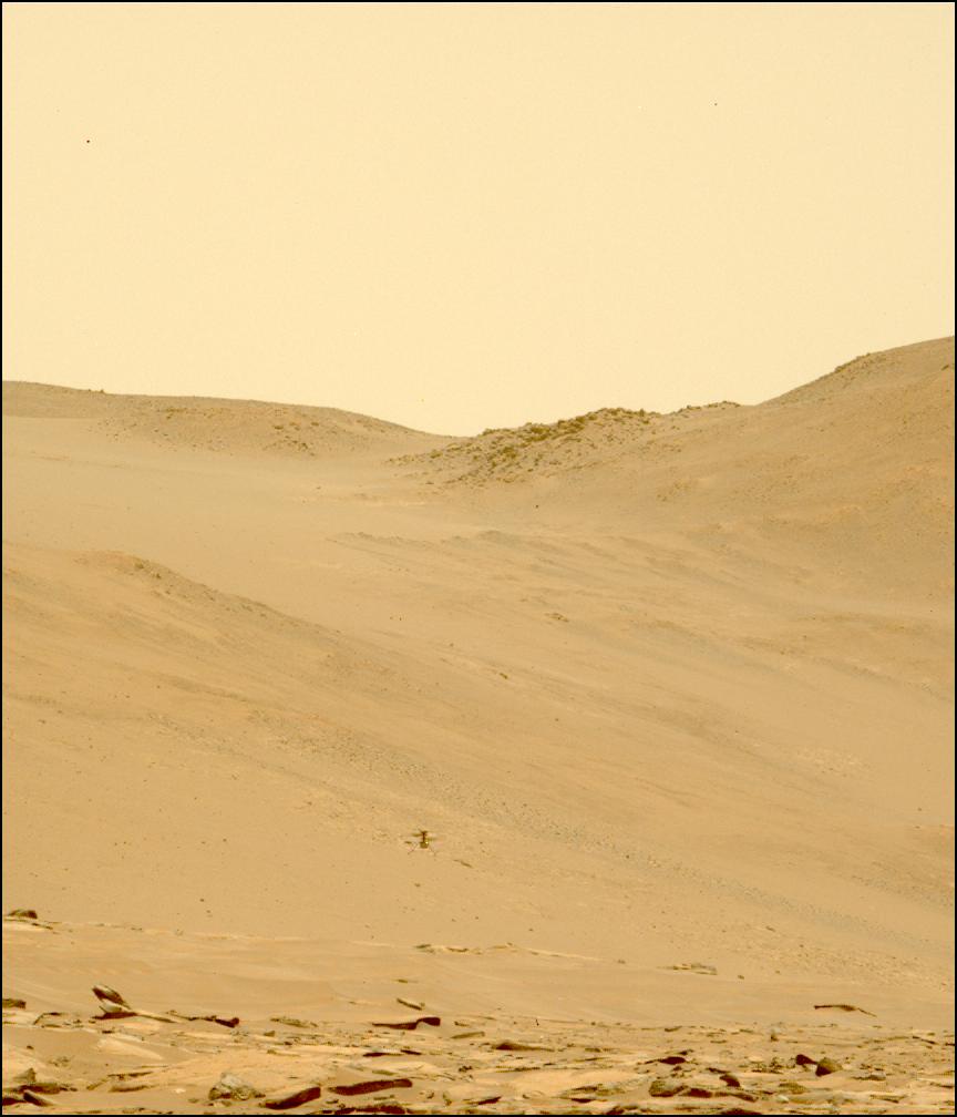 This image was taken by MCZ_LEFT onboard NASA's Mars rover Perseverance on Sol 915