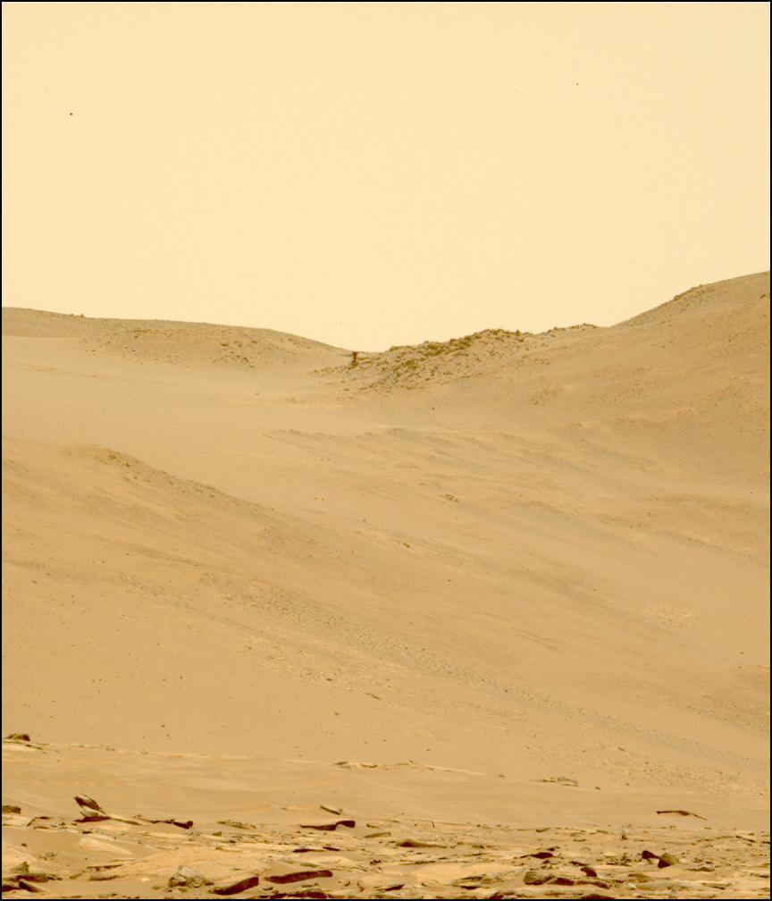 This image was taken by MCZ_LEFT onboard NASA's Mars rover Perseverance on Sol 915