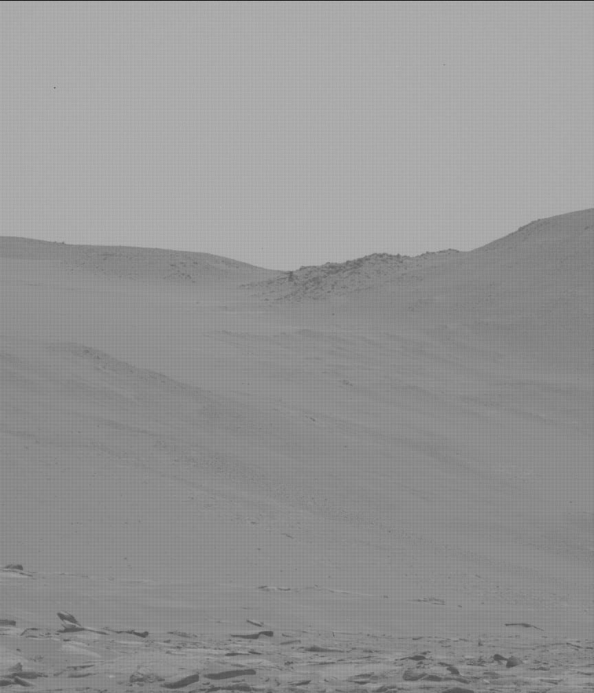 This image was taken by MCZ_LEFT onboard NASA's Mars rover Perseverance on Sol 915