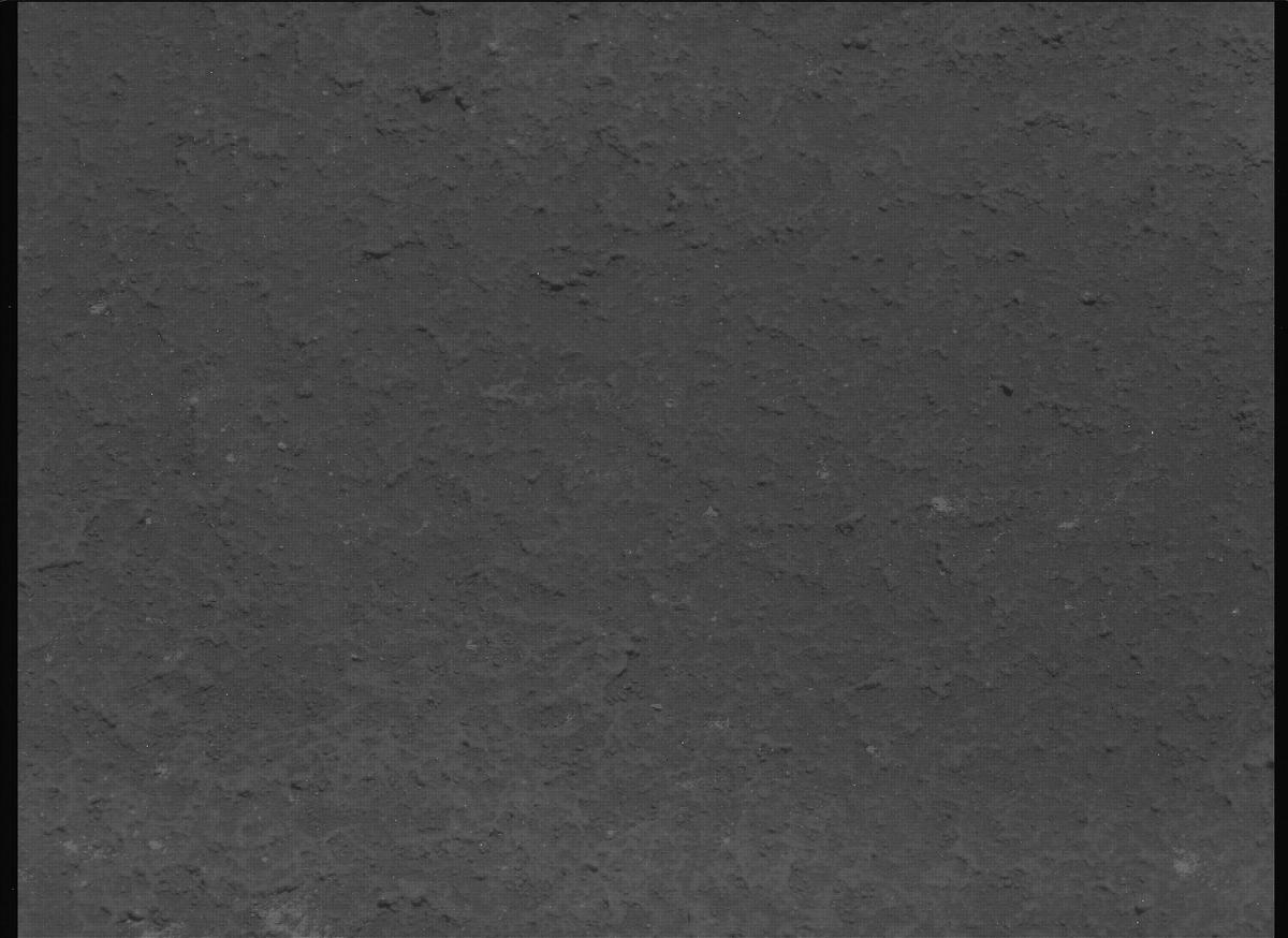 This image was taken by MCZ_LEFT onboard NASA's Mars rover Perseverance on Sol 916