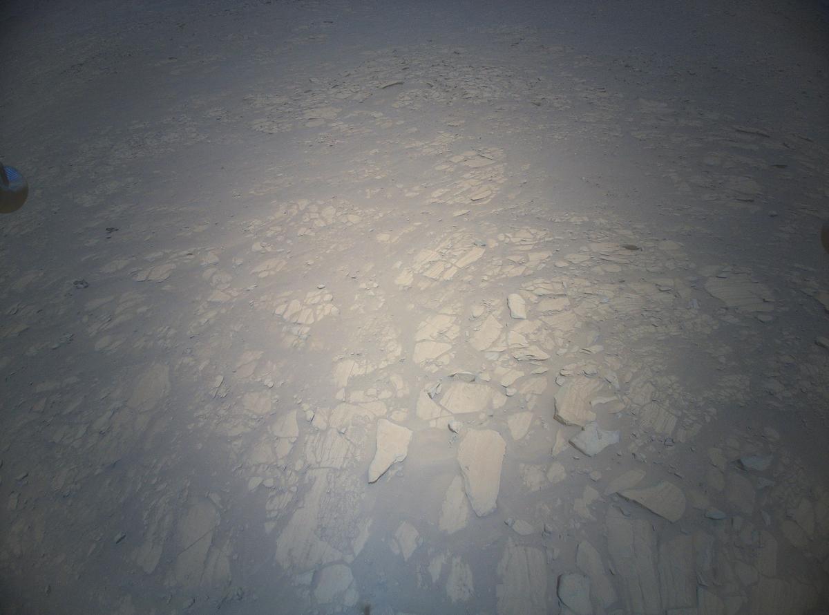 This image was taken by HELI_RTE onboard NASA's Mars rover Perseverance on Sol 924