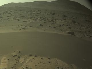 View image taken on Mars, Mars Perseverance Sol 925: Right Navigation Camera (Navcam)