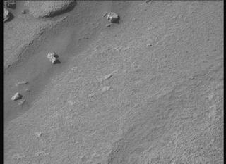 View image taken on Mars, Mars Perseverance Sol 925: Right Mastcam-Z Camera