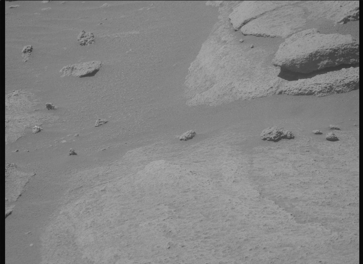This image was taken by MCZ_RIGHT onboard NASA's Mars rover Perseverance on Sol 926