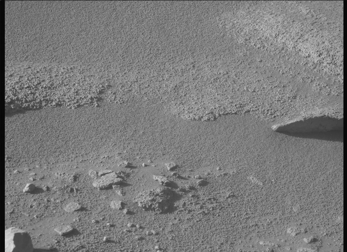 This image was taken by MCZ_LEFT onboard NASA's Mars rover Perseverance on Sol 928