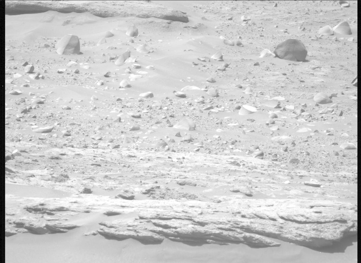This image was taken by MCZ_LEFT onboard NASA's Mars rover Perseverance on Sol 928