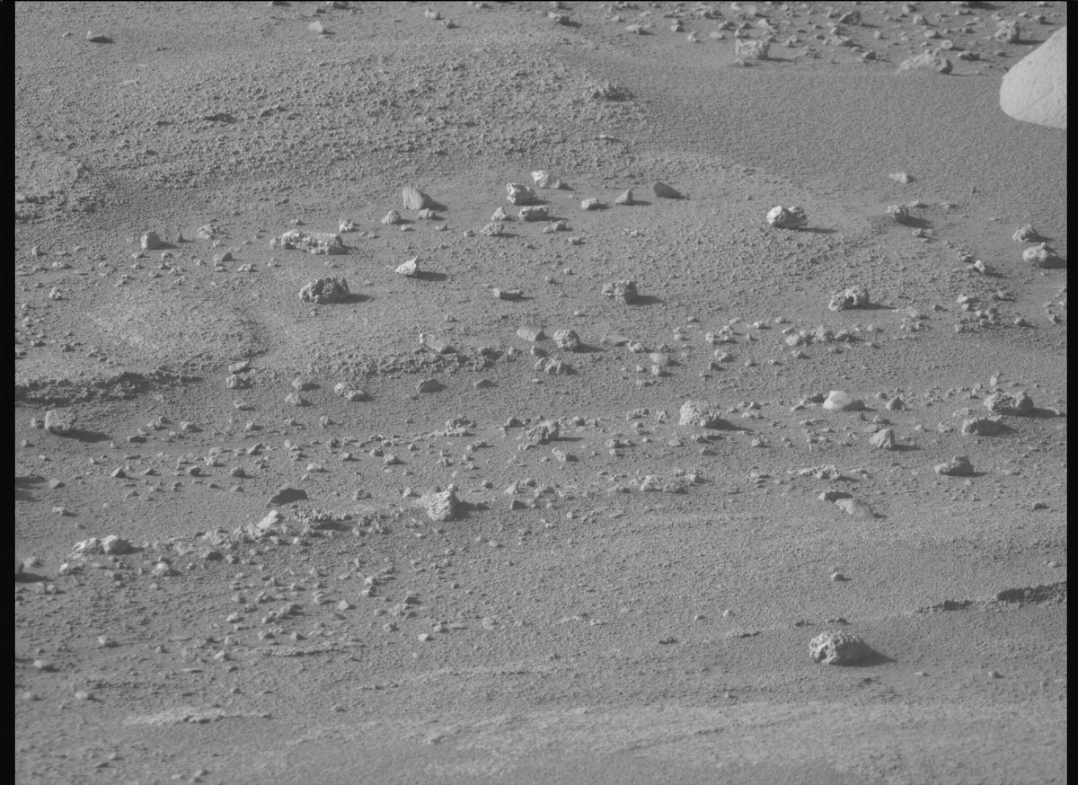 This image was taken by MCZ_RIGHT onboard NASA's Mars rover Perseverance on Sol 928