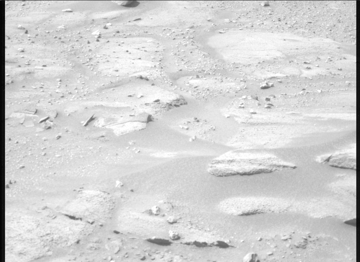 This image was taken by MCZ_RIGHT onboard NASA's Mars rover Perseverance on Sol 928