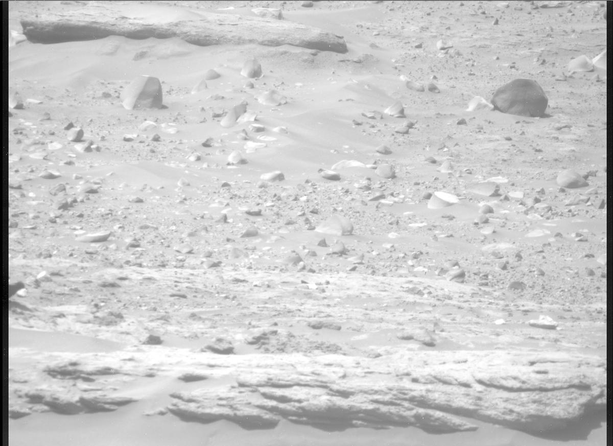 This image was taken by MCZ_RIGHT onboard NASA's Mars rover Perseverance on Sol 928