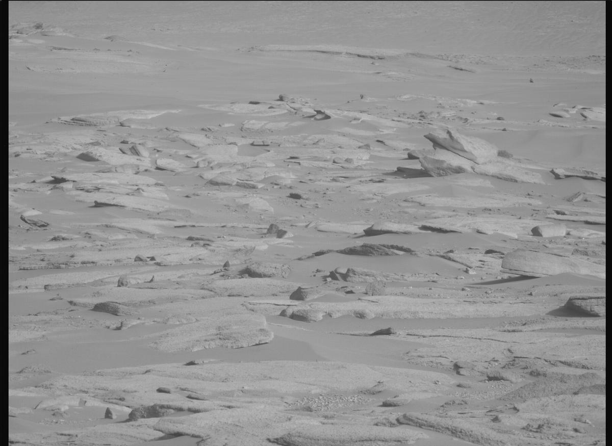 This image was taken by MCZ_LEFT onboard NASA's Mars rover Perseverance on Sol 929