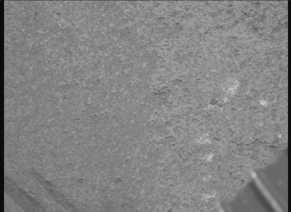 This image was taken by MCZ_RIGHT onboard NASA's Mars rover Perseverance on Sol 929