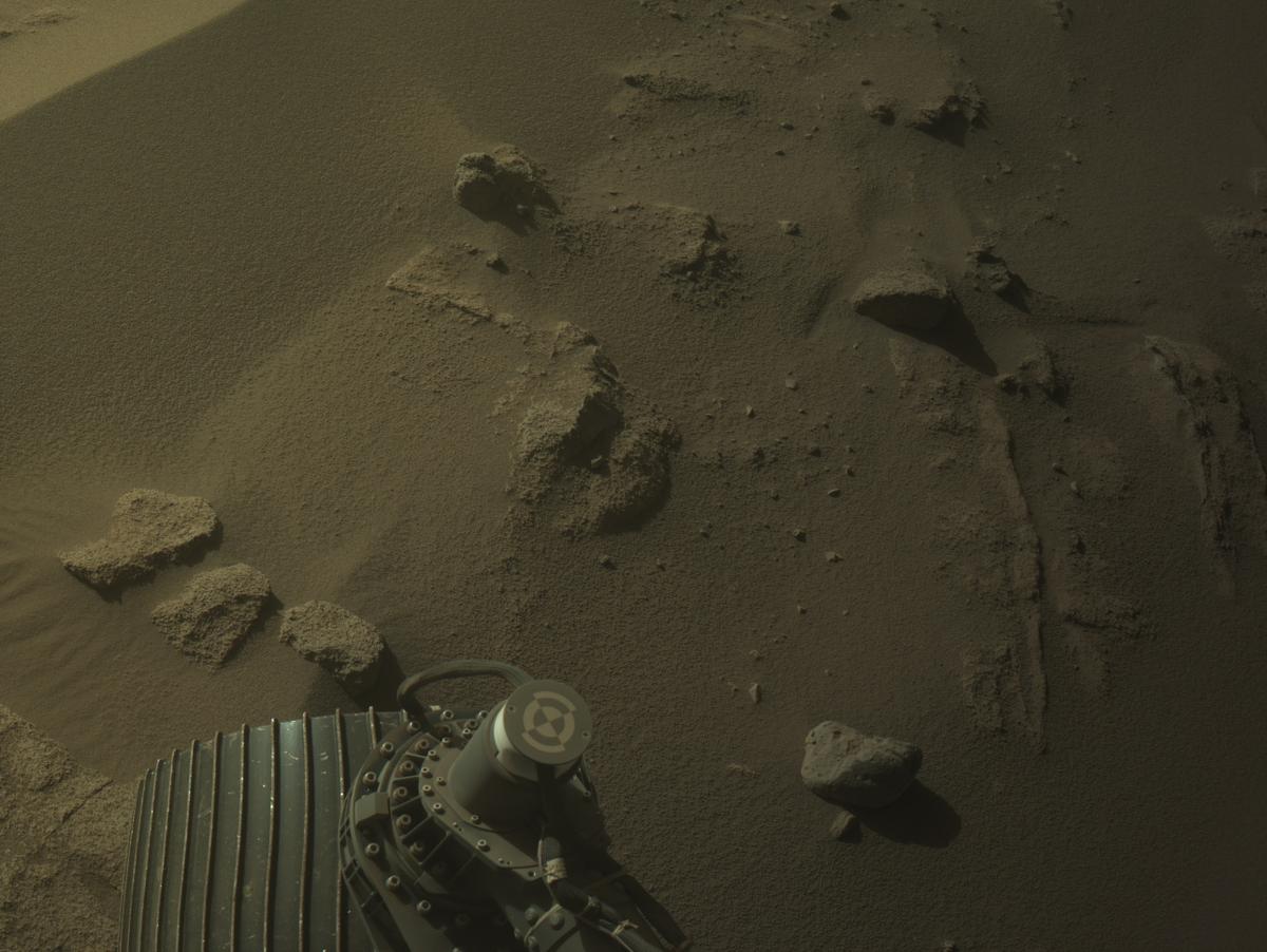 This image was taken by NAVCAM_LEFT onboard NASA's Mars rover Perseverance on Sol 931