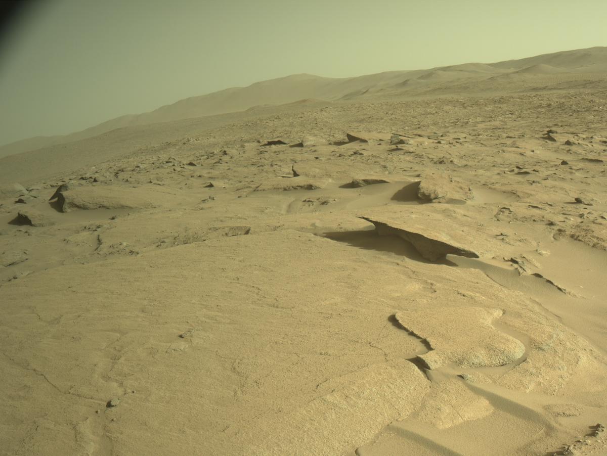 This image was taken by NAVCAM_RIGHT onboard NASA's Mars rover Perseverance on Sol 932