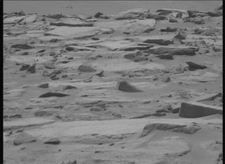 View image taken on Mars, Mars Perseverance Sol 932: Left Mastcam-Z Camera