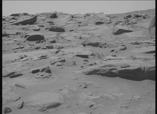 View image taken on Mars, Mars Perseverance Sol 932: Right Mastcam-Z Camera