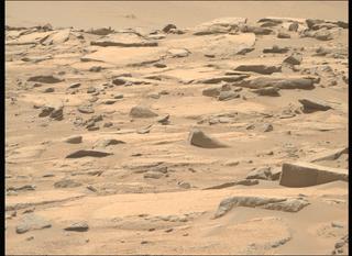 View image taken on Mars, Mars Perseverance Sol 932: Right Mastcam-Z Camera