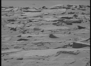 View image taken on Mars, Mars Perseverance Sol 932: Right Mastcam-Z Camera