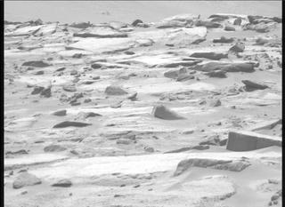 View image taken on Mars, Mars Perseverance Sol 932: Right Mastcam-Z Camera