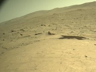 View image taken on Mars, Mars Perseverance Sol 933: Right Navigation Camera (Navcam)