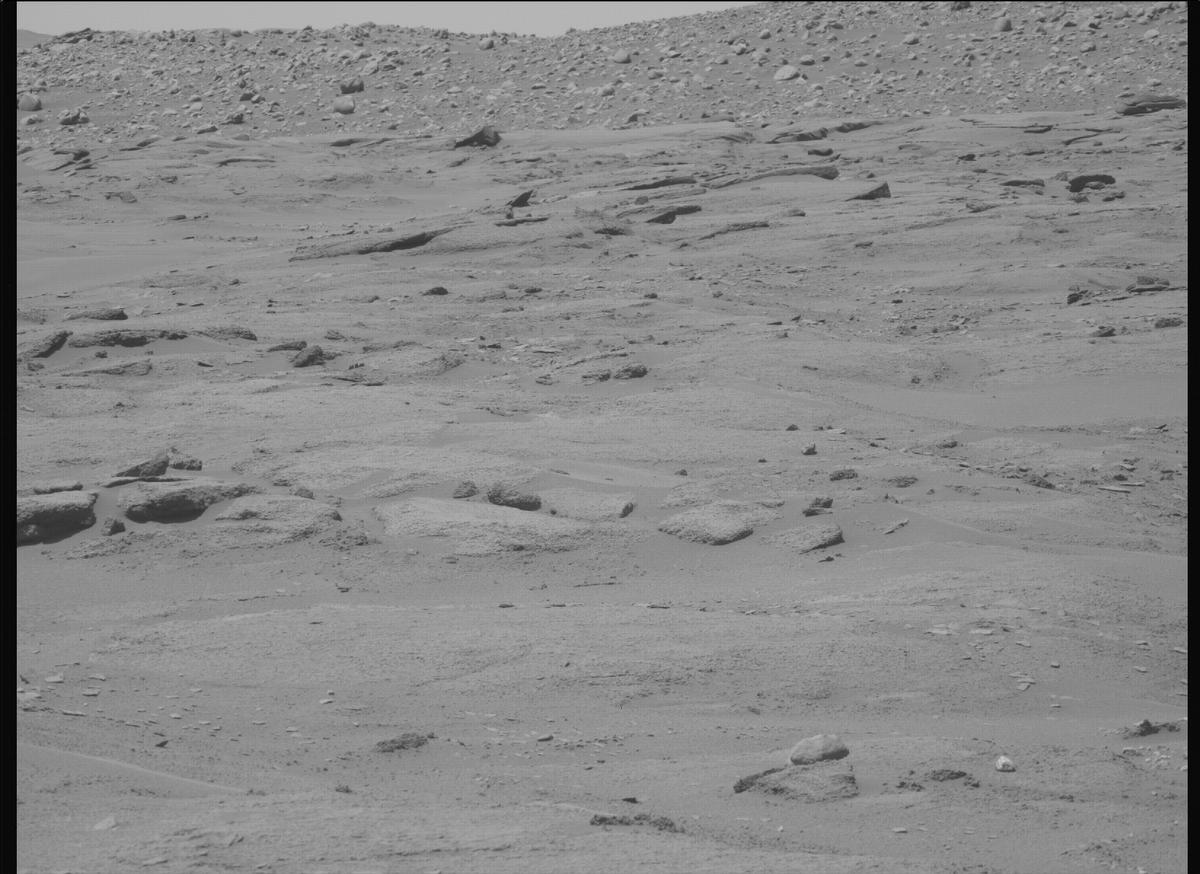 This image was taken by MCZ_LEFT onboard NASA's Mars rover Perseverance on Sol 933