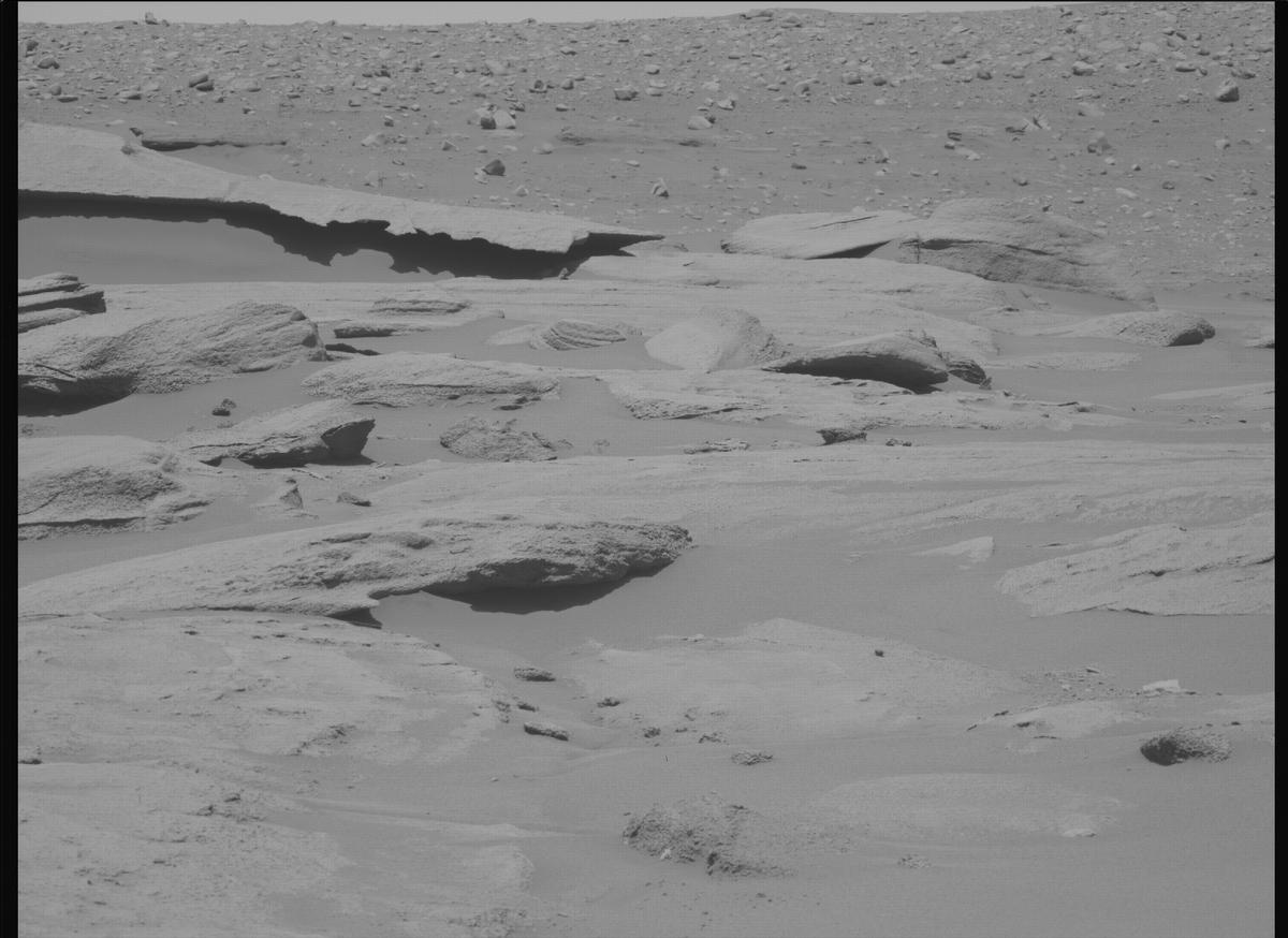 This image was taken by MCZ_LEFT onboard NASA's Mars rover Perseverance on Sol 933