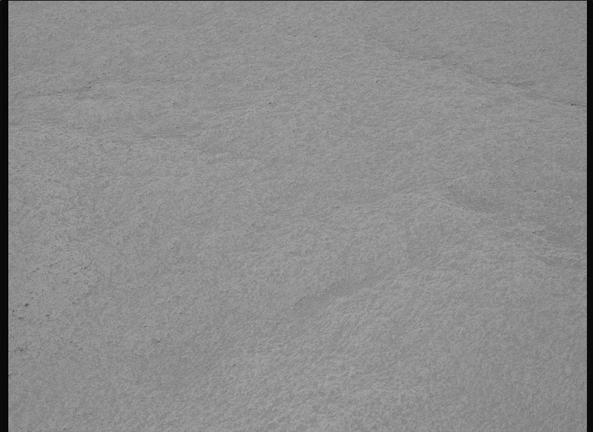 This image was taken by MCZ_LEFT onboard NASA's Mars rover Perseverance on Sol 933