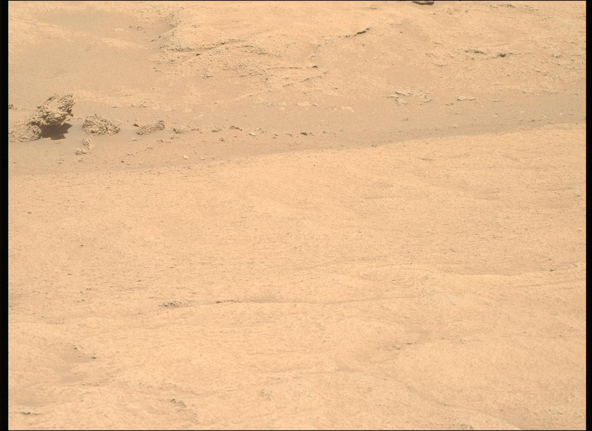 This image was taken by MCZ_RIGHT onboard NASA's Mars rover Perseverance on Sol 933