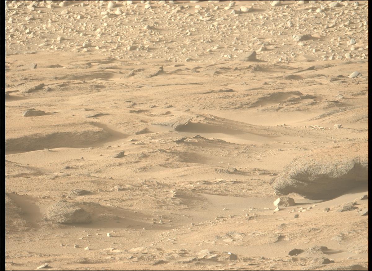 This image was taken by MCZ_LEFT onboard NASA's Mars rover Perseverance on Sol 934