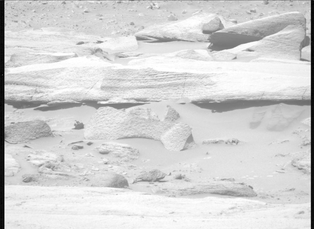 This image was taken by MCZ_LEFT onboard NASA's Mars rover Perseverance on Sol 934