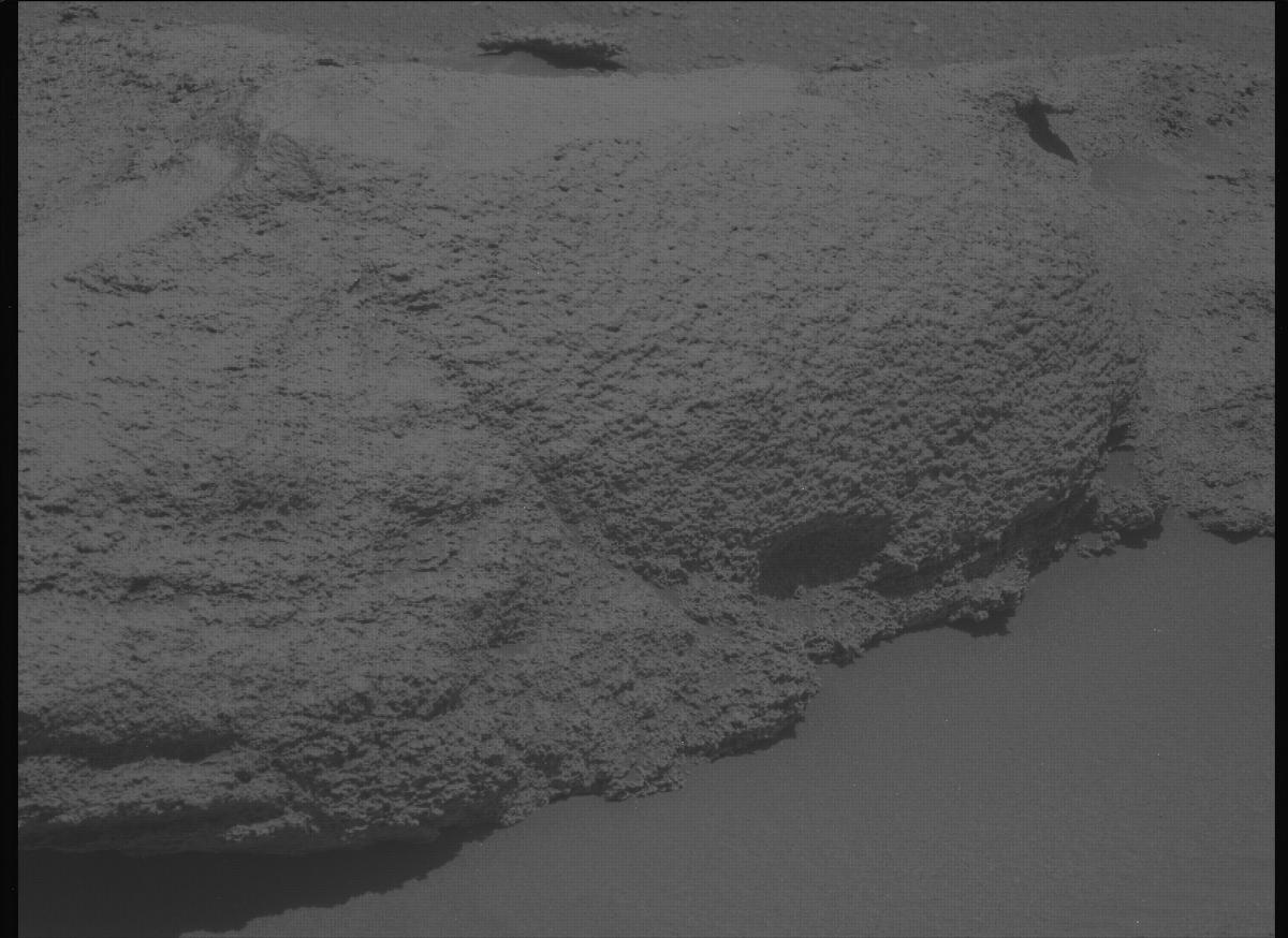 This image was taken by MCZ_LEFT onboard NASA's Mars rover Perseverance on Sol 934