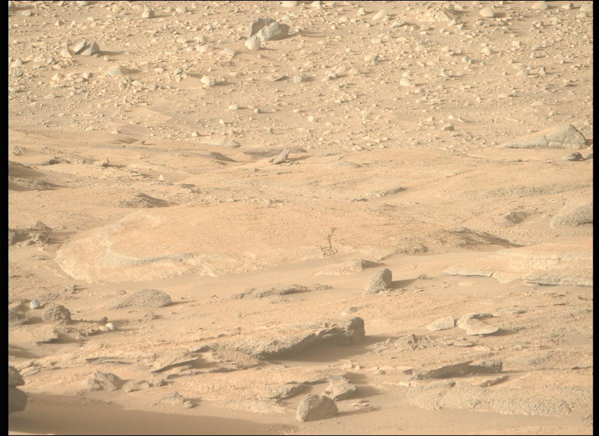 This image was taken by MCZ_RIGHT onboard NASA's Mars rover Perseverance on Sol 934