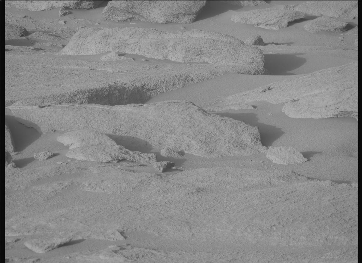 This image was taken by MCZ_RIGHT onboard NASA's Mars rover Perseverance on Sol 934