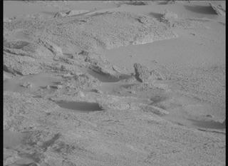 View image taken on Mars, Mars Perseverance Sol 934: Right Mastcam-Z Camera