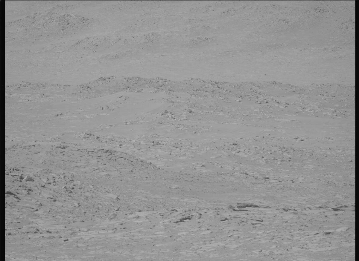 This image was taken by MCZ_LEFT onboard NASA's Mars rover Perseverance on Sol 936