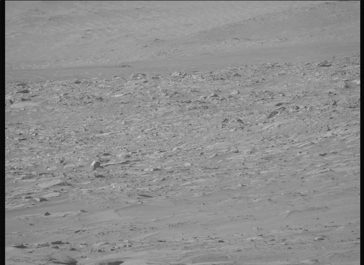 This image was taken by MCZ_RIGHT onboard NASA's Mars rover Perseverance on Sol 936
