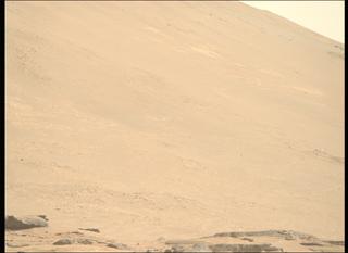 View image taken on Mars, Mars Perseverance Sol 936: Right Mastcam-Z Camera