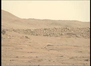 View image taken on Mars, Mars Perseverance Sol 936: Right Mastcam-Z Camera