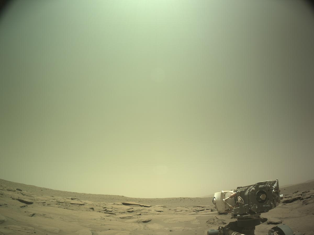 This image was taken by NAVCAM_LEFT onboard NASA's Mars rover Perseverance on Sol 938