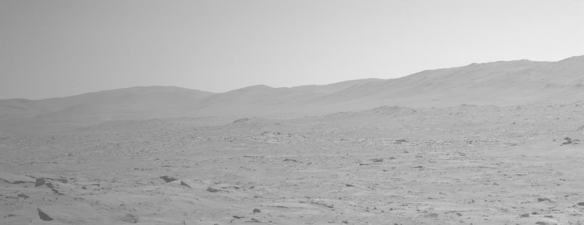 This image was taken by NAVCAM_LEFT onboard NASA's Mars rover Perseverance on Sol 940
