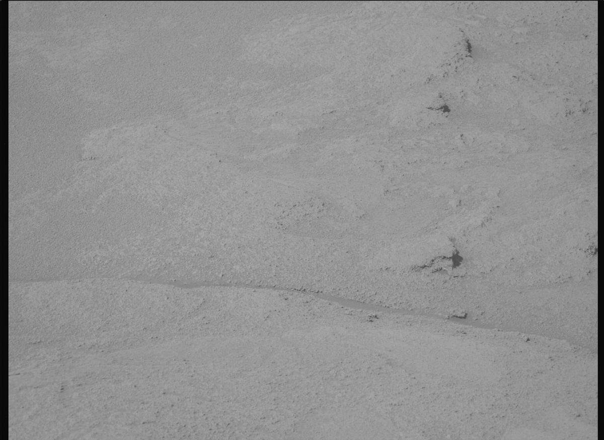 This image was taken by MCZ_LEFT onboard NASA's Mars rover Perseverance on Sol 940