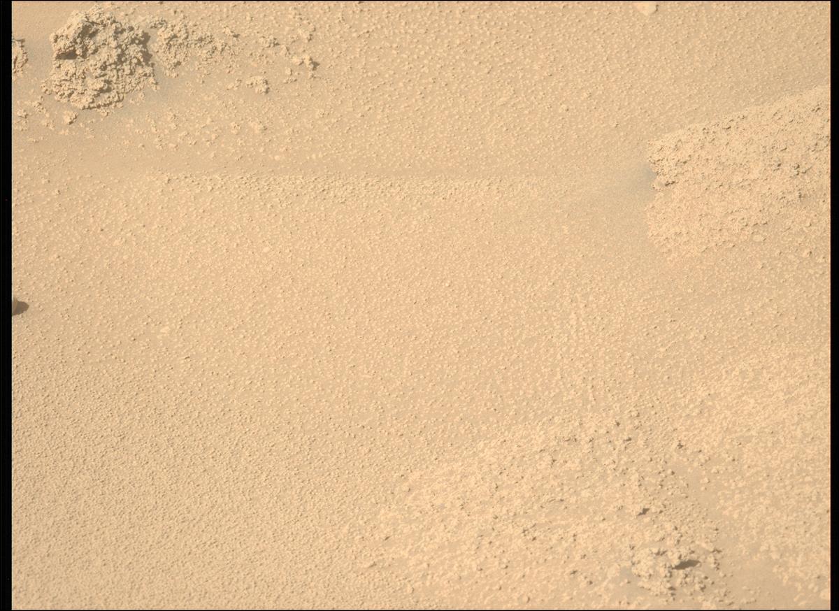 This image was taken by MCZ_LEFT onboard NASA's Mars rover Perseverance on Sol 940